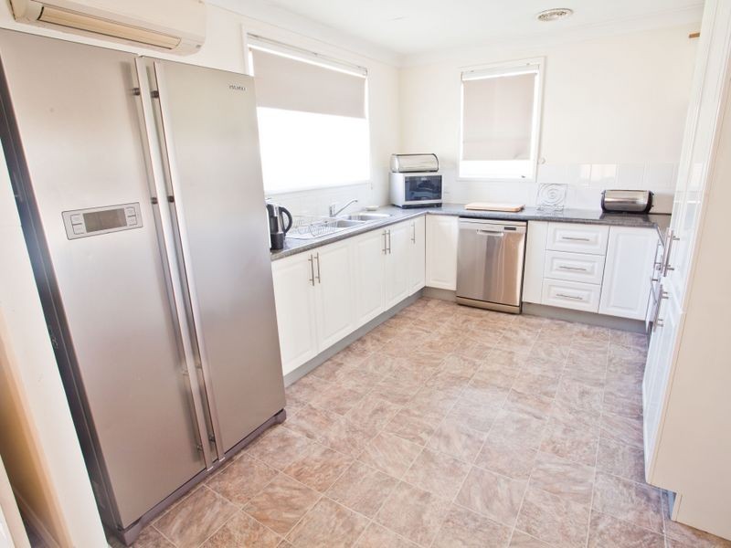 8 Fuller Avenue, Earlwood NSW 2206