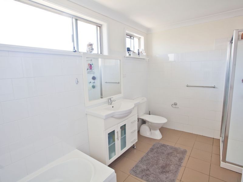 8 Fuller Avenue, Earlwood NSW 2206