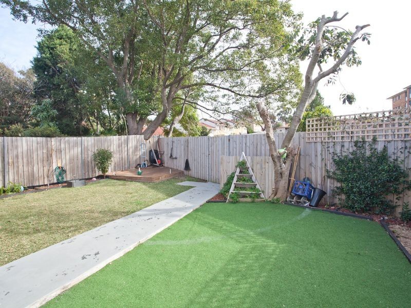 23 Banks Road, Earlwood NSW 2206