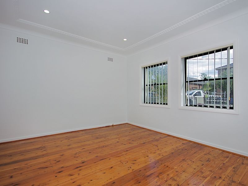 54 Proctor Avenue, Kingsgrove NSW 2208