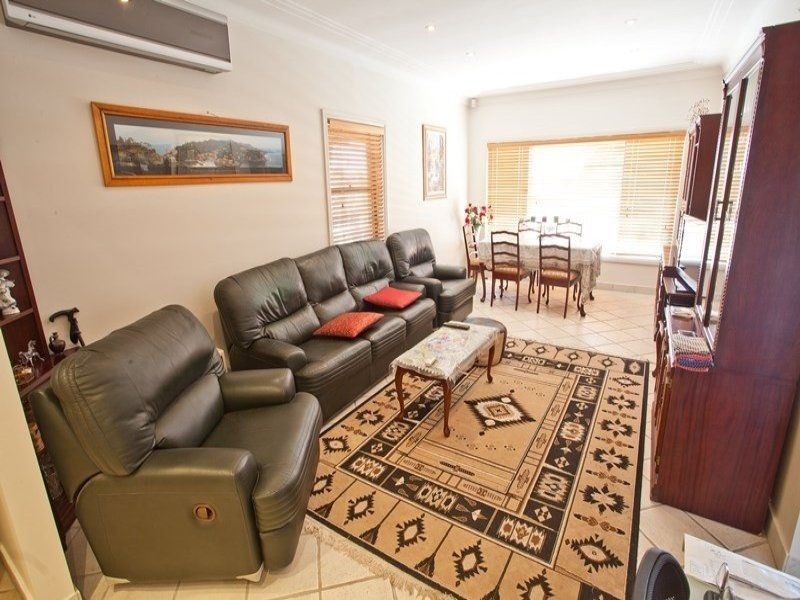 34 Eleanor Avenue, Belmore NSW 2192