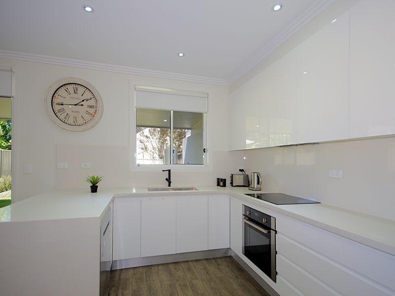 25 Eileen Street, Picnic Point NSW 2213