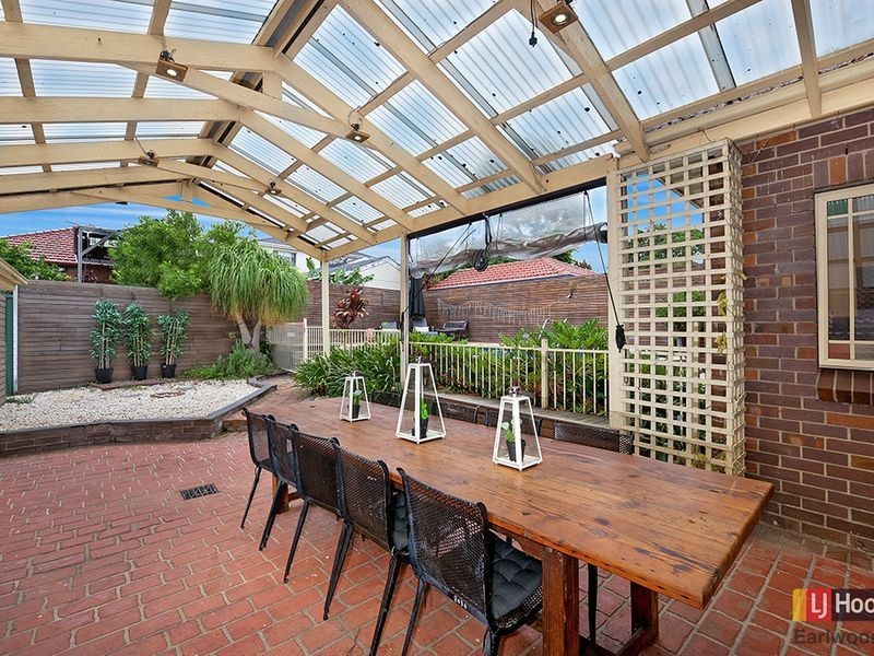 36 Earlwood Crescent, Bardwell Park NSW 2207