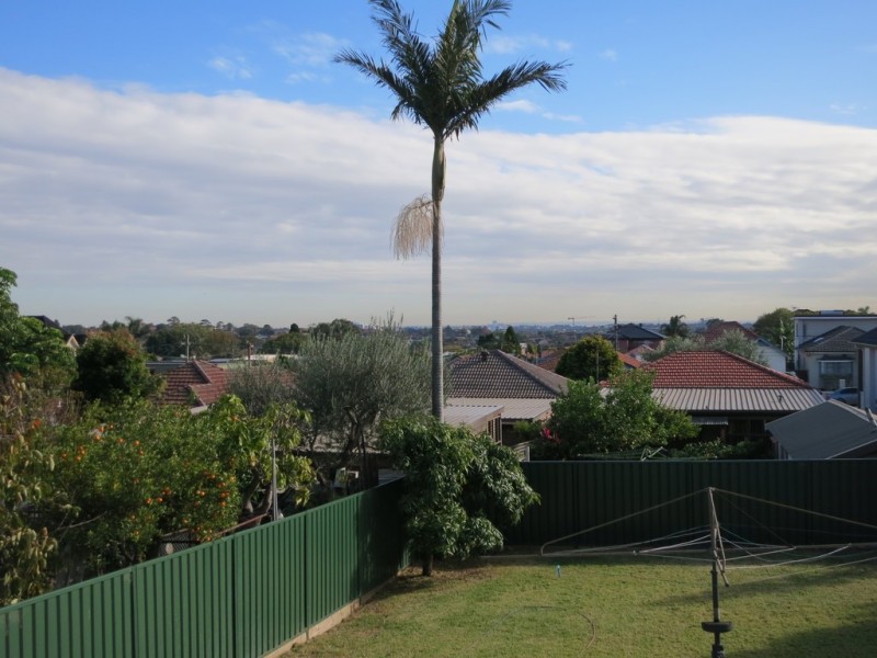 23 Gretchen Avenue, Earlwood NSW 2206