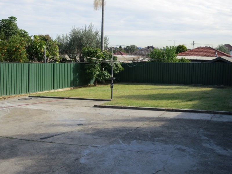 23 Gretchen Avenue, Earlwood NSW 2206