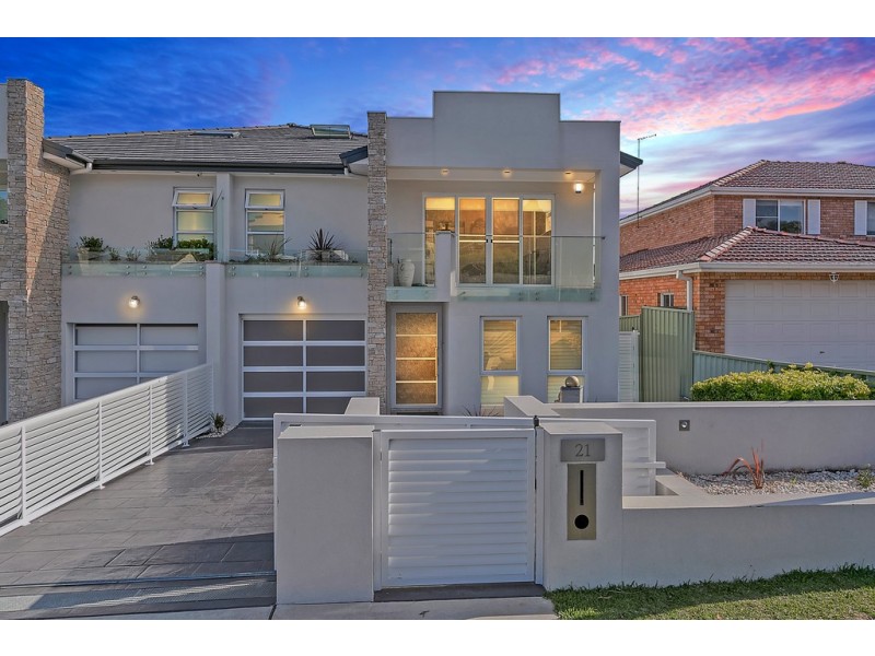 21 Springfield Avenue, Roselands NSW 2196