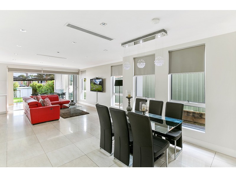 21 Springfield Avenue, Roselands NSW 2196