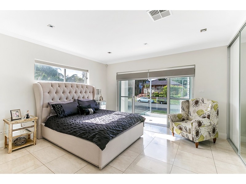 21 Springfield Avenue, Roselands NSW 2196