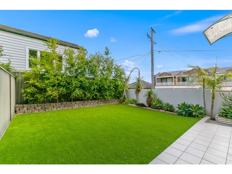 2 Caroline Street, Earlwood NSW 2206