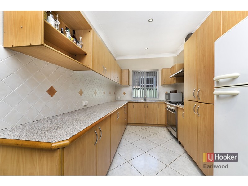 4 Hillside Avenue, Clemton Park NSW 2206