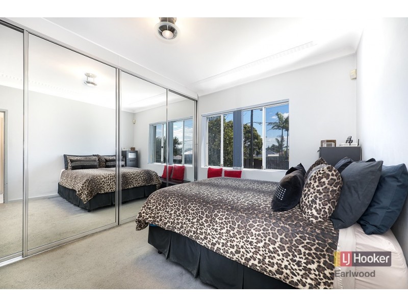 4 Hillside Avenue, Clemton Park NSW 2206