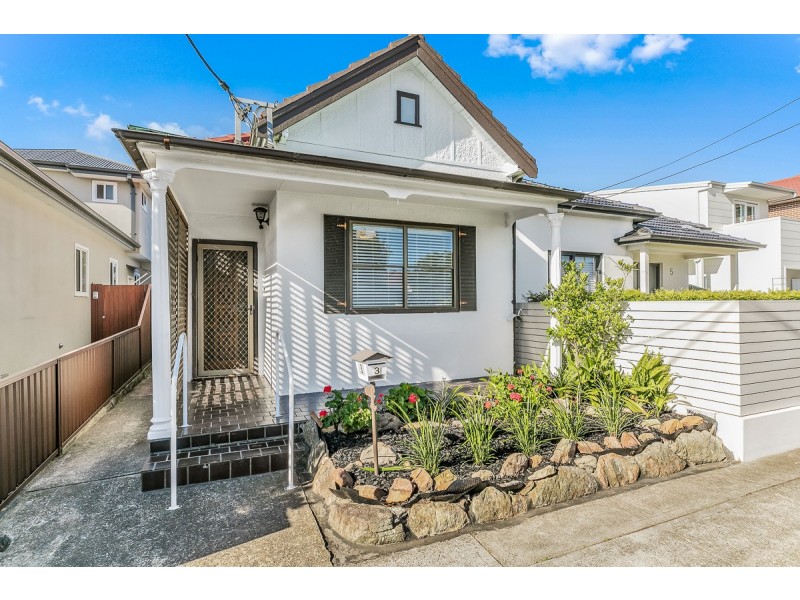 3 George street, Eastlakes NSW 2018