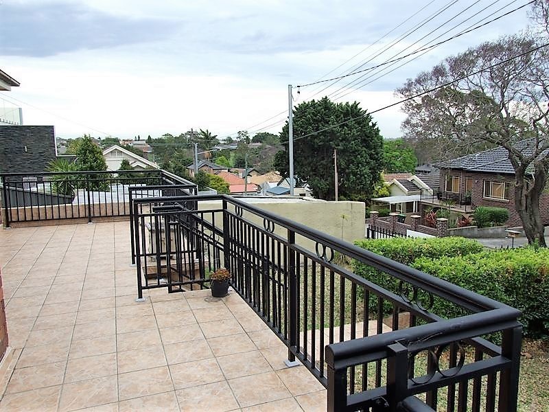 4 Caroline Street, Earlwood NSW 2206