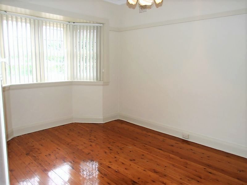 4 Caroline Street, Earlwood NSW 2206