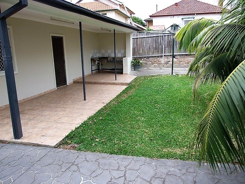 4 Caroline Street, Earlwood NSW 2206