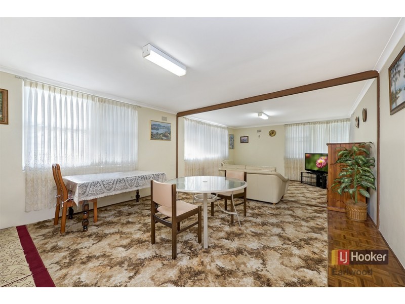 12 Macleay Place, Earlwood NSW 2206