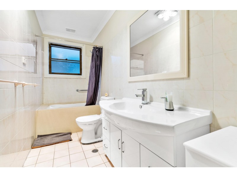 96 Riverview rd, Earlwood NSW 2206