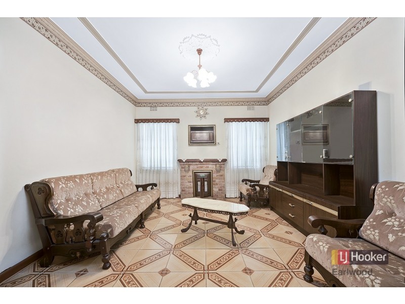 40 Permanent Ave, Earlwood NSW 2206