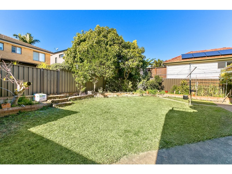 10 Richmond Street, Earlwood NSW 2206