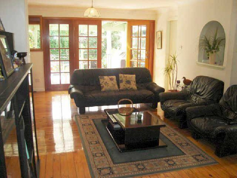 2 Beaconsfield Avenue, Kingsgrove NSW 2208