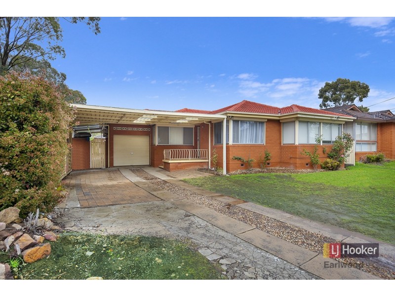 2 Pozieres Avenue, Milperra NSW 2214