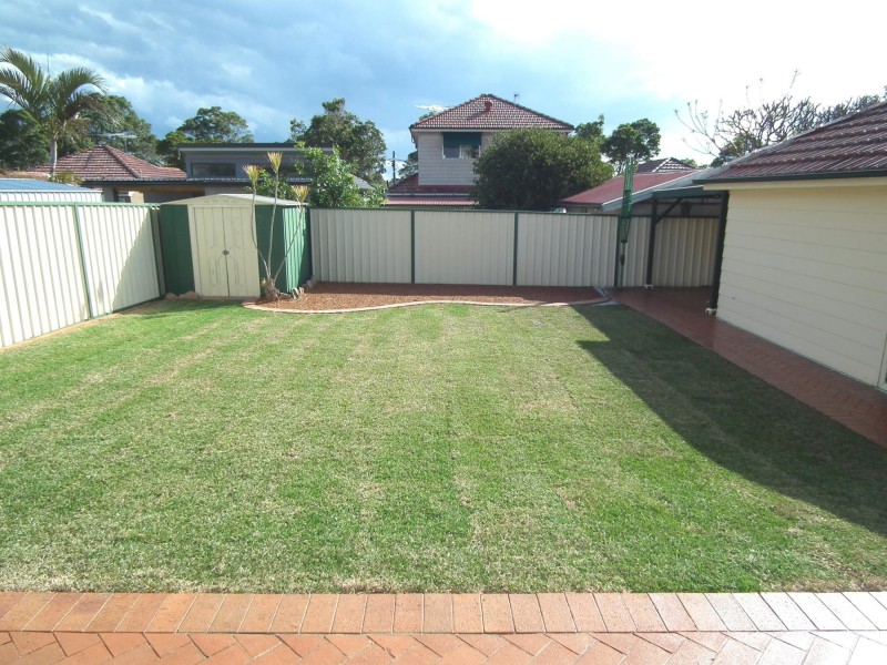 31 Junee crescent, Kingsgrove NSW 2208