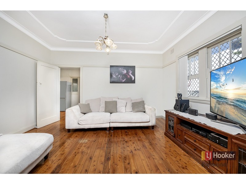 4 Caroline Street, Earlwood NSW 2206