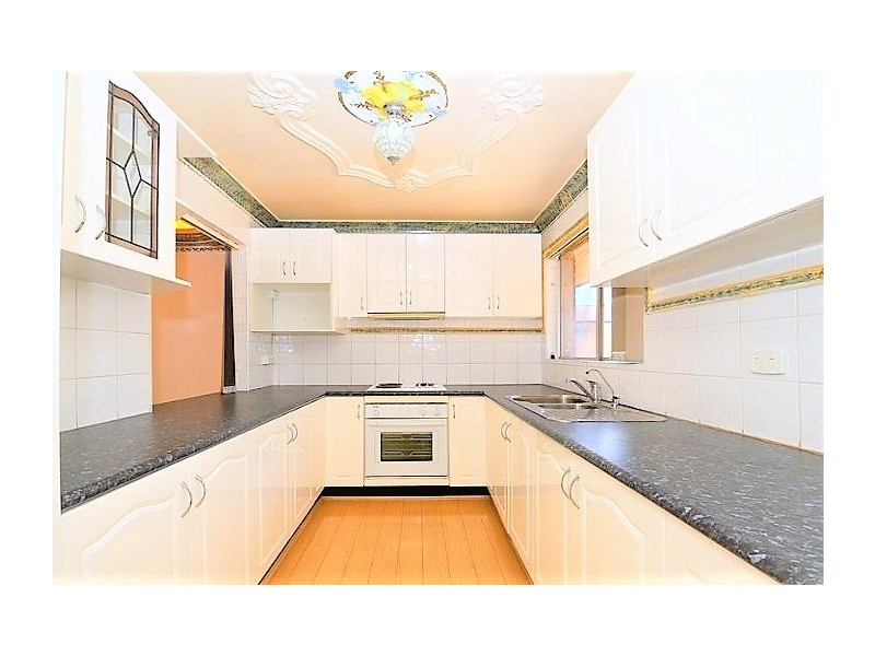 25/36-40 Sir Joseph Banks Street, Bankstown NSW 2200