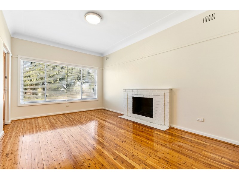 9 Kilkee Avenue, Kingsgrove NSW 2208