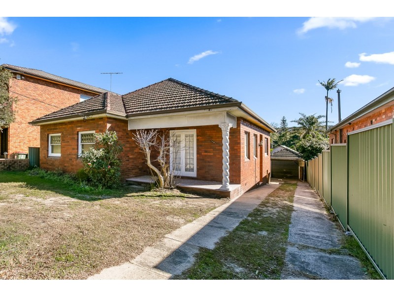 126 Slade Road, Bardwell Park NSW 2207