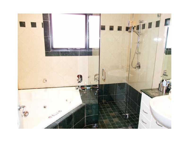 37 Woolcott, Earlwood NSW 2206