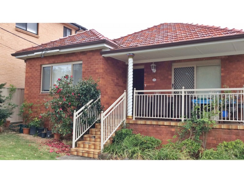 23 Carrisbrook Avenue, Punchbowl NSW 2196