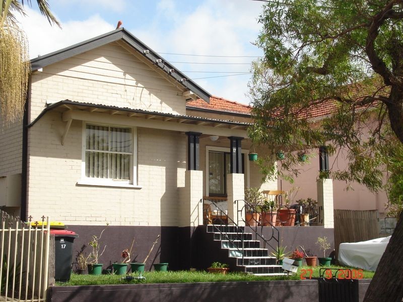 17 Nelson Road, Earlwood NSW 2206