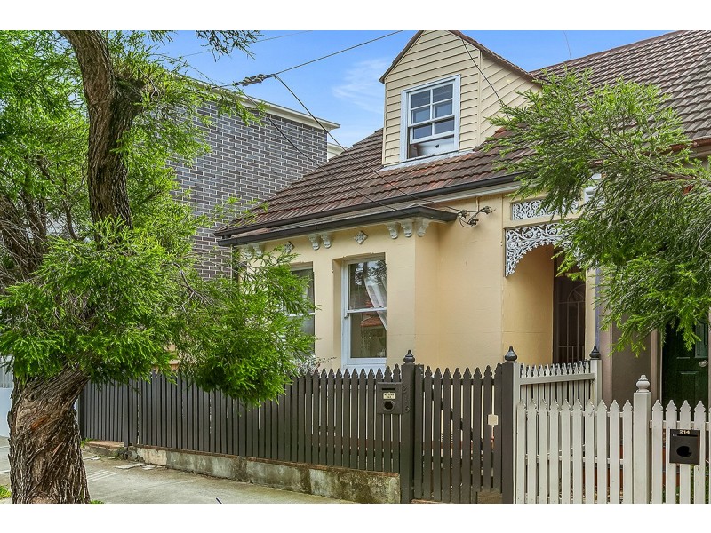216 Corunna Road, Petersham NSW 2049