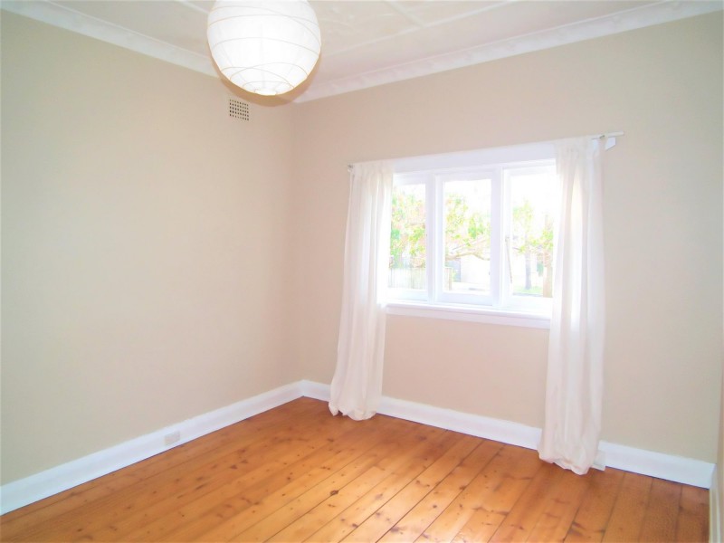 8 Lorking Street, Canterbury NSW 2193