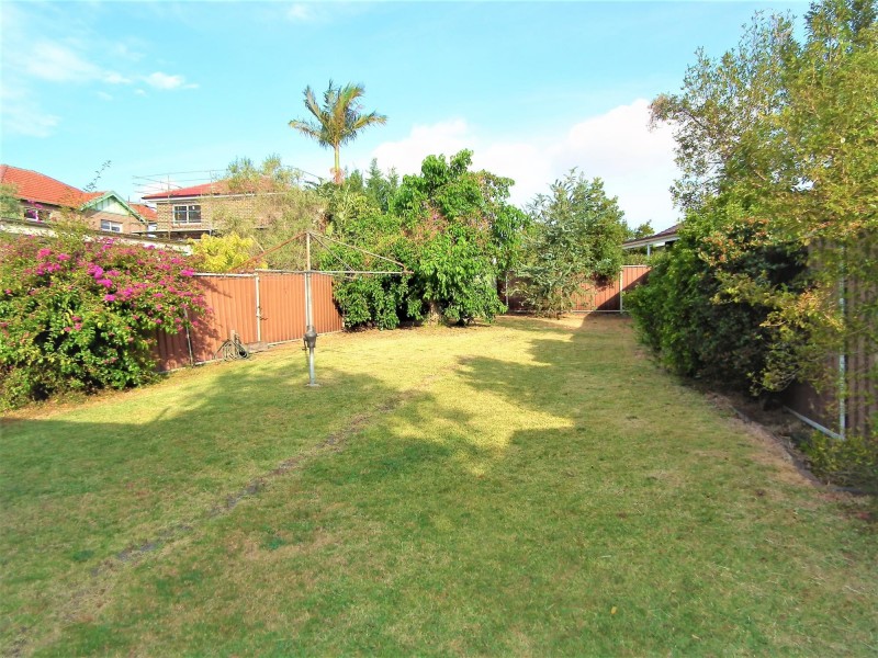 8 Lorking Street, Canterbury NSW 2193