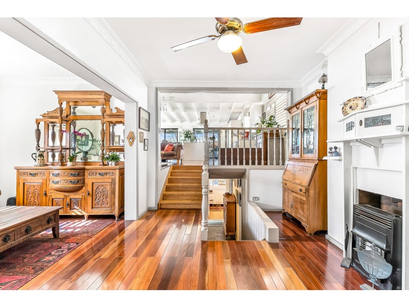 32 Main Street, Earlwood NSW 2206