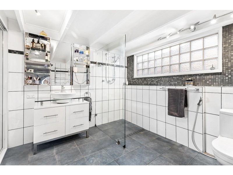 32 Main Street, Earlwood NSW 2206