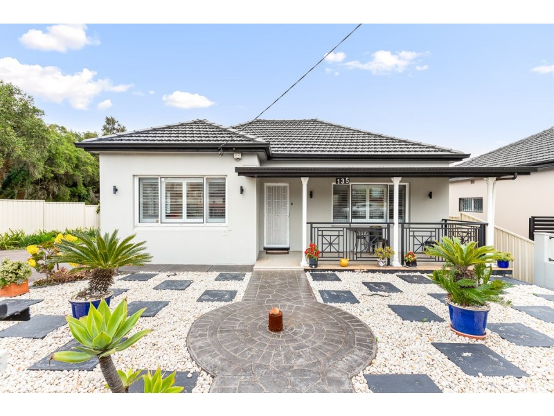 135 Kingsgrove Road, Kingsgrove NSW 2208
