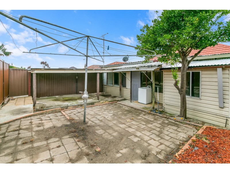 135 Bexley Road, Earlwood NSW 2206
