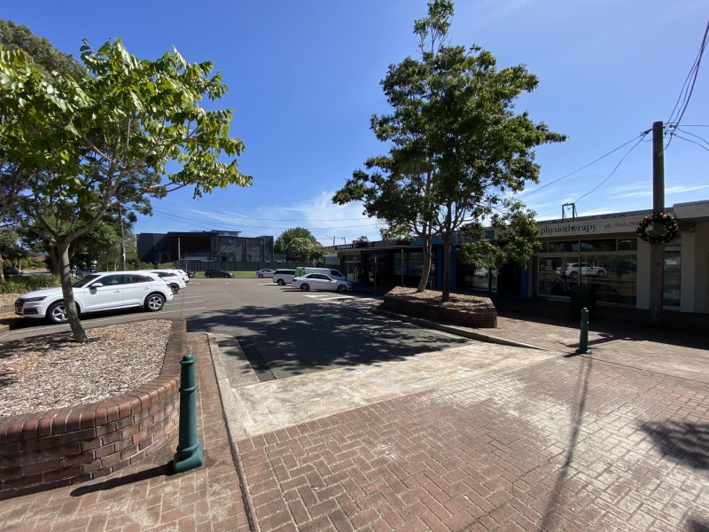 38 Pindari road, Peakhurst Heights NSW 2210