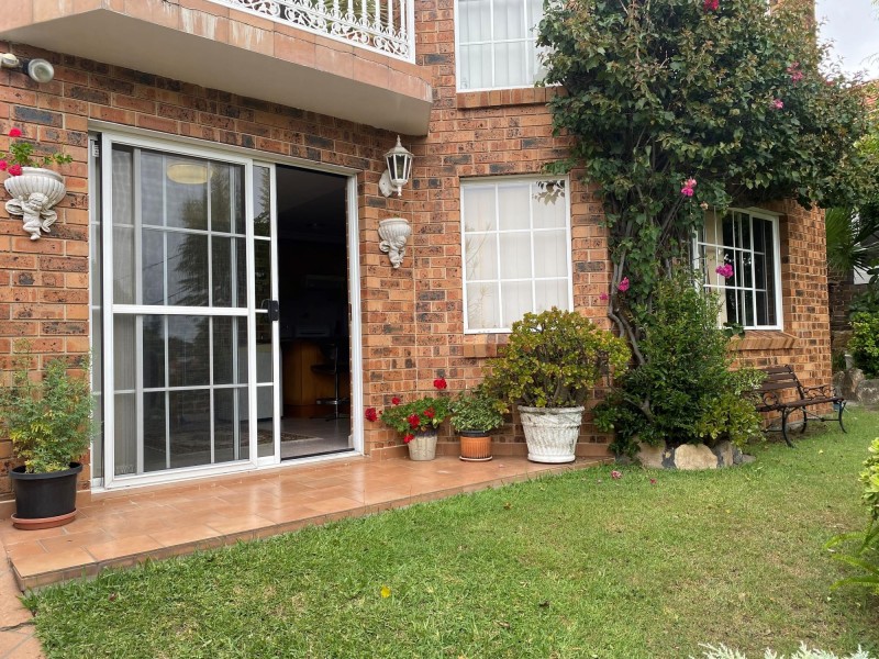 1/37 Hocking Avenue, Earlwood NSW 2206