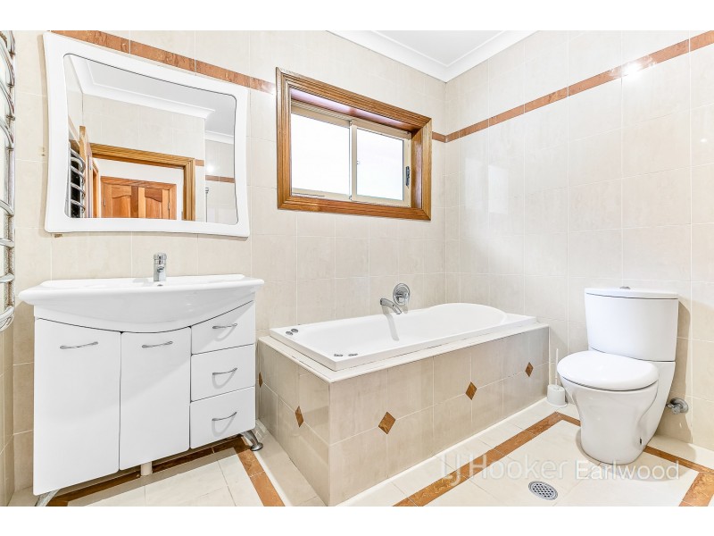 13 St Elmo Parade, Kingsgrove NSW 2208