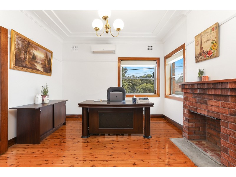 11 Warejee Street, Kingsgrove NSW 2208