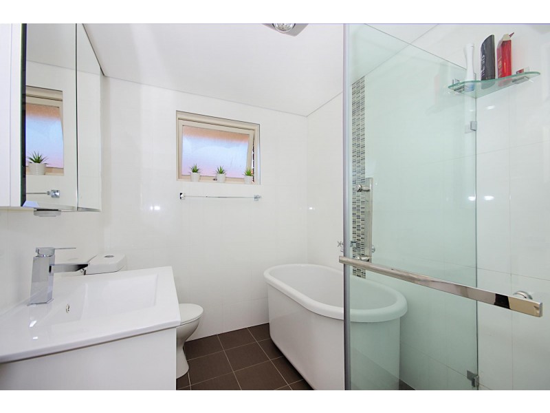 11/15 St Albans Road, Kingsgrove NSW 2208
