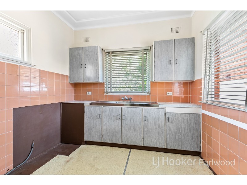 1 Sunset Place, Earlwood NSW 2206