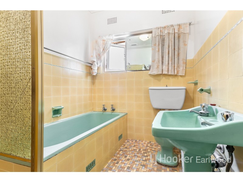 1 Sunset Place, Earlwood NSW 2206