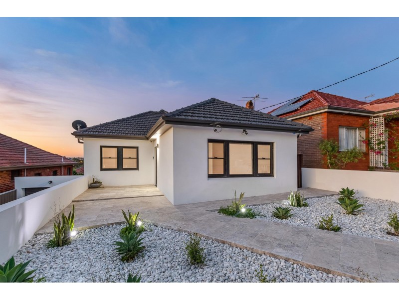 13 Mooney Avenue, Earlwood NSW 2206