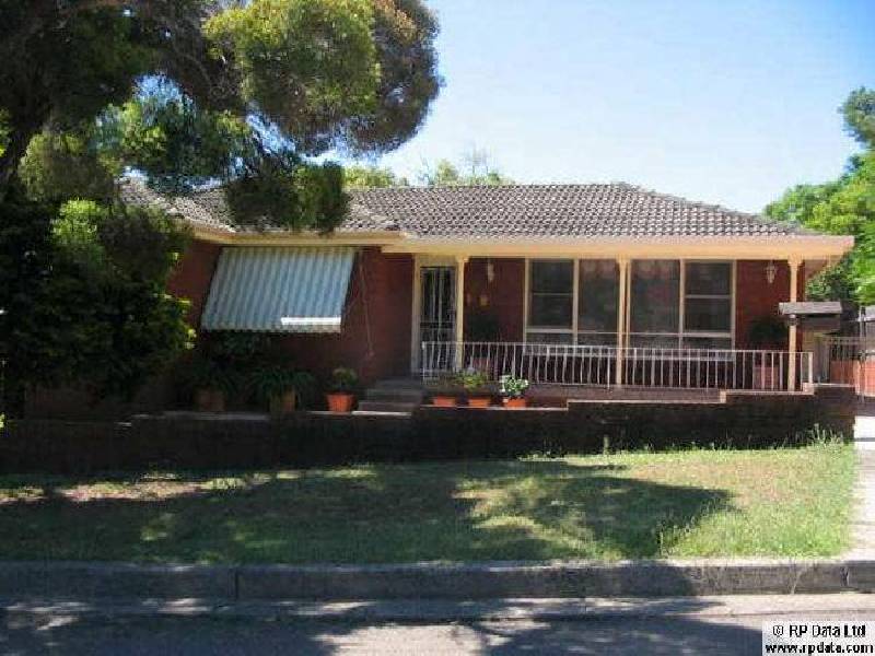 8 Waygrove Avenue, Earlwood NSW 2206