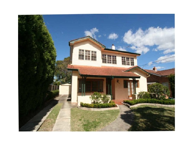 70 Bardwell Rd, Bardwell Park NSW 2207